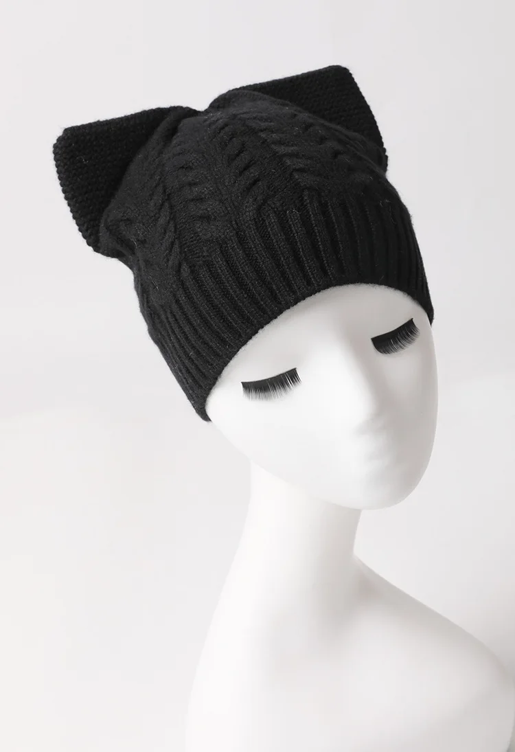 Новинка года. Женская вязаная шапка из кашемира Skullies Beanies. Теплая зимняя шапка на каждый день. Цвет: черный, серый, бежевый, хаки