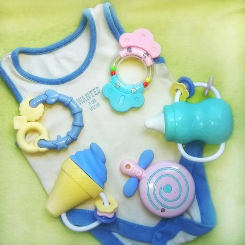 5 Pcs / set Baby Rattles Cartoon Lollipop Bottles of soft silicone plastic Hand bell 0-12 Months Newborn Education Toys