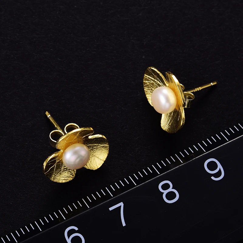 Lotus Fun Real 925 Sterling Silver Natural Pearl Handmade Fine Jewelry Fresh Clover Flower Stud Earrings for Women Brincos