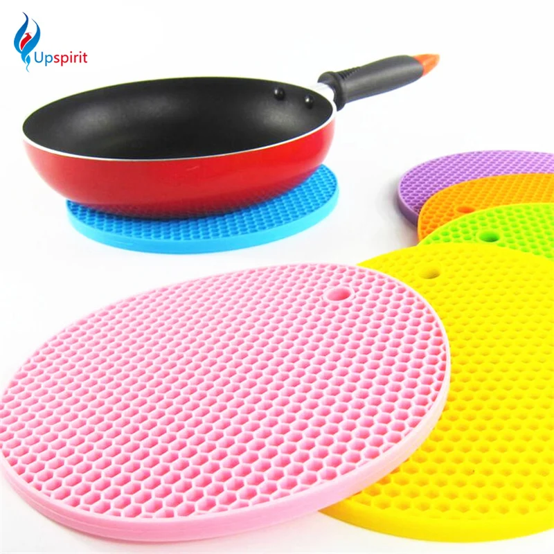

New 1PC Honeycomb Shaped Placemats Food Grade Silcone Table Mat Non Slip Round Cup Coasters Cushion Heat Resistant Pads