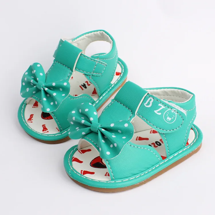 Летняя обувь для маленьких девочек 0-2 лет; сандалии с бантом для новорожденных; повседневная обувь в подарок на день рождения - Цвет: 2