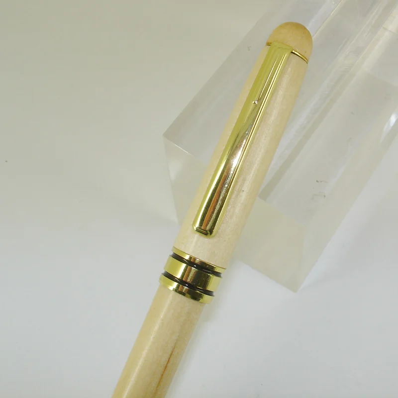 box-153 maple top