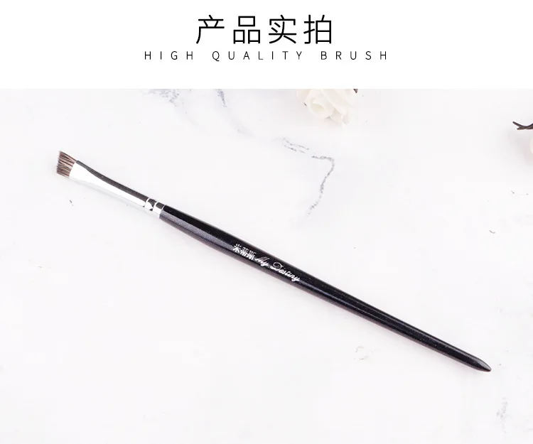 1 piece 043 Angled Eyebrow Makeup Brushes Eye brow Dog hair Wood handle Professional Make up tools