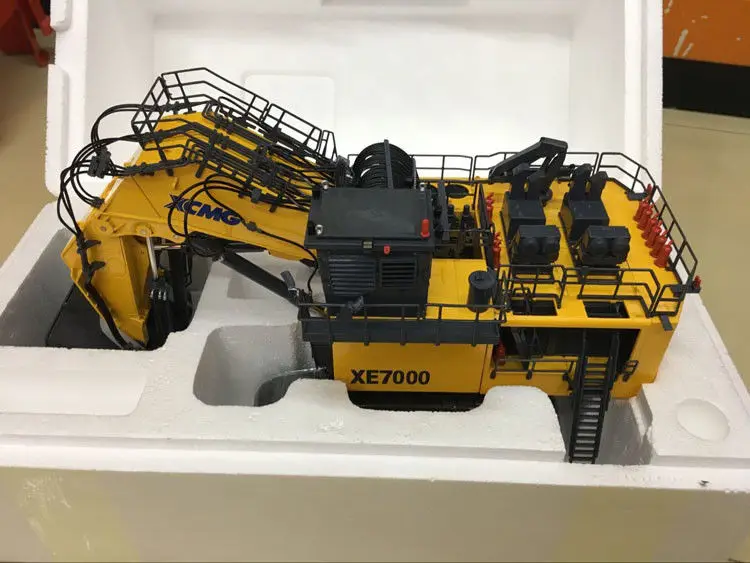 Редкий! XCMG XE7000 супер большой гидравлический горный экскаватор 1/50 литые