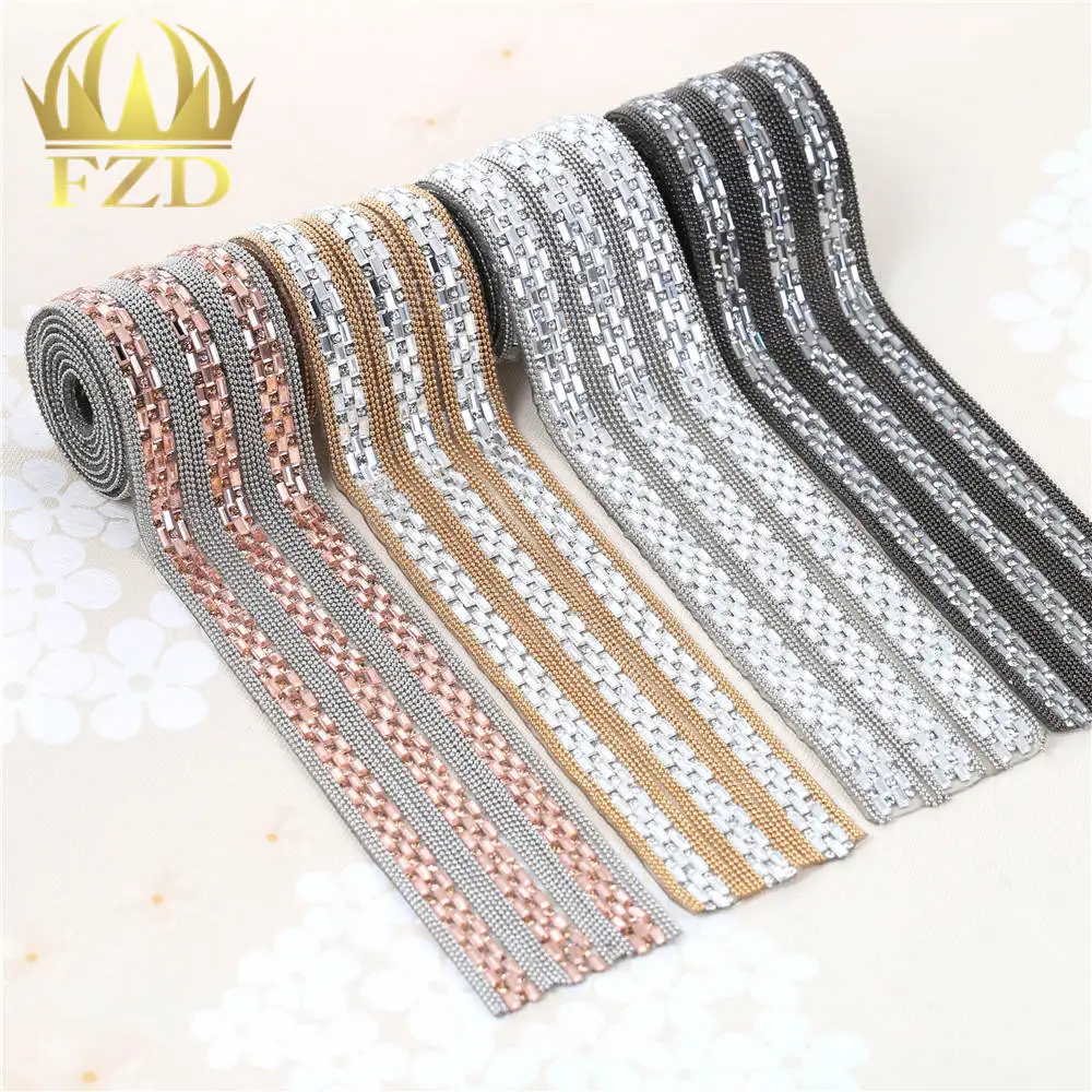 

30 Yards Wholesale Hot fix Rhinestones Trim Chain Iron on Crystal Reel Chain Costume Applique Embellishment Sewing Accessories