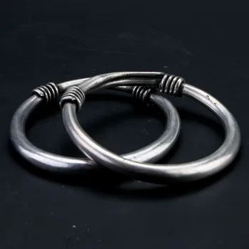 

Old Handwork Tibet Silver Carve China Adjust Pair Bracelet