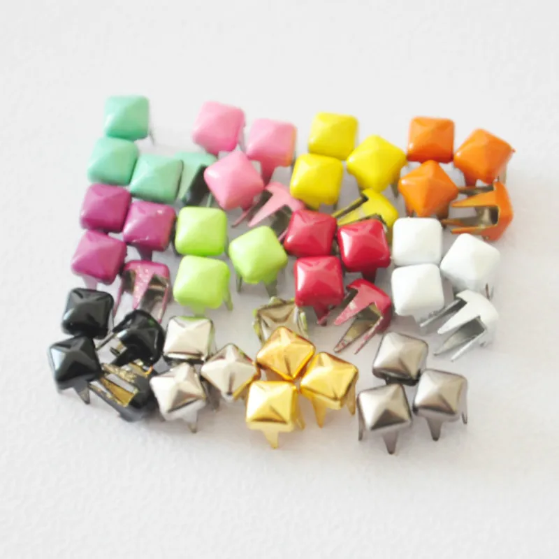 

Blyth clothes mini buckles for doll 3mm square jelly color multicolors