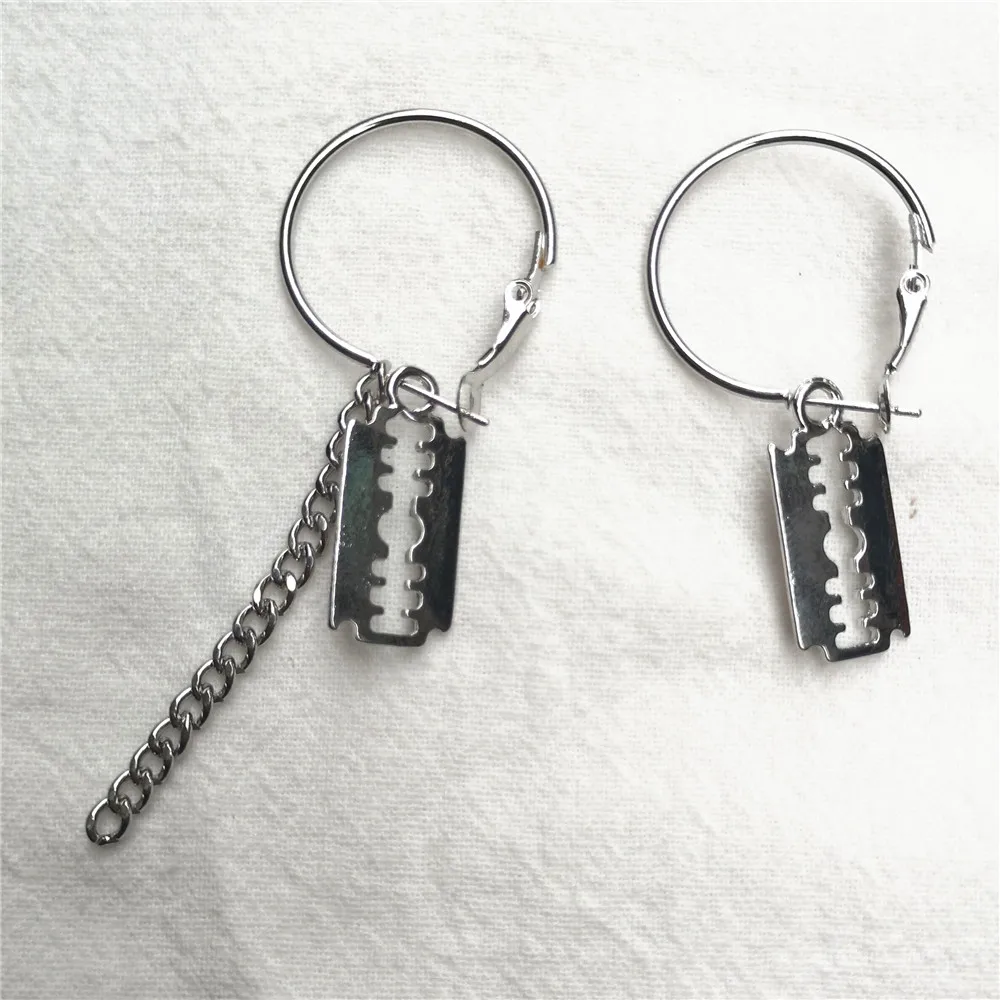 

KPOP DNA Korean V Pop Jewelry Razor Blades Drop Earrings For Women Men Vintage Punk Long Tassel Shaver Geometric Earrings