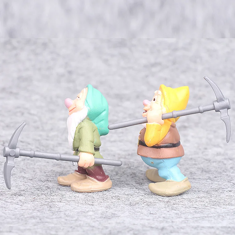 Snow White and Seven Dwarfs PVC Figures (12)