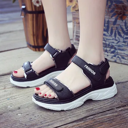 

Women's sandals 2018 female summer new fashion thick-soled students wild sequins women's shoes beach shoes