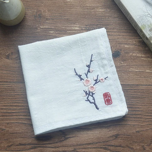  The name plum blossom put Ms retro nostalgia embroidery cotton and linen handkerchief foreigners Ma