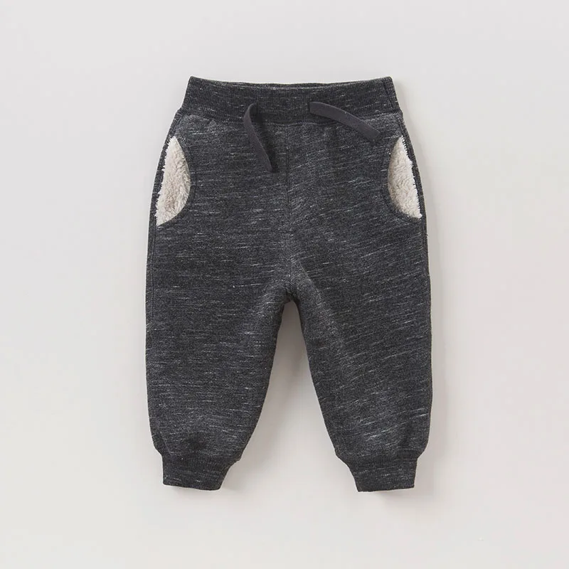 DB6532_0049_6Y3A7405