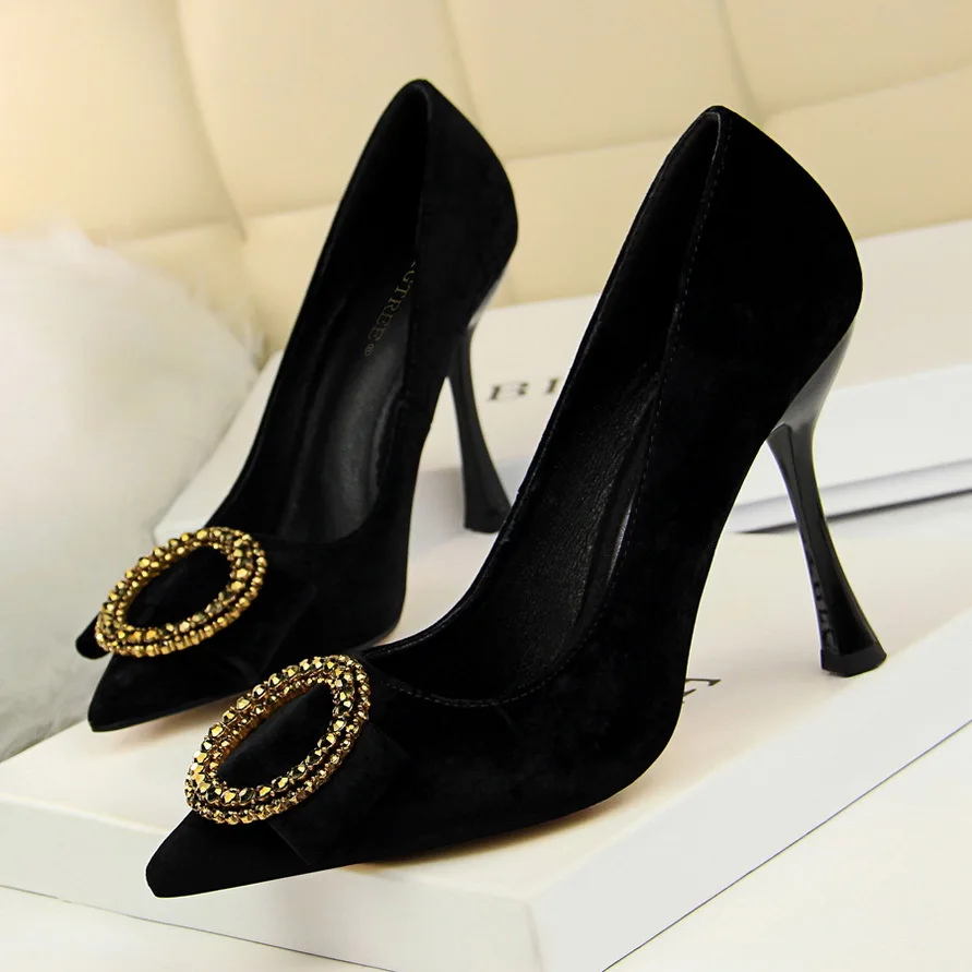 

2019 European Style High Heel Women's Shoes Stiletto High Heel Satin Hollow Shallow Mouth Pointed Rhinestone Word Single Shoes