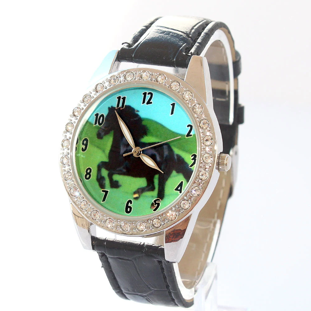 

Luxury Leather Women Men Boy Girls Dress Watches Wristwatch Fashion Black Horse Ladies Bracelet Female Round Clock Quartz Watch
