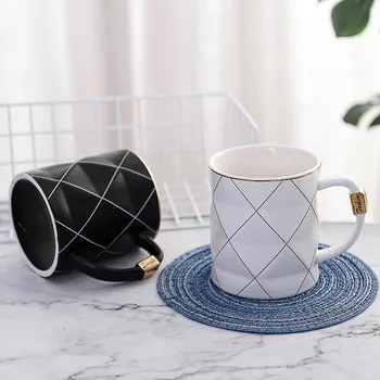 

Nordic Light Luxury Gold Painting Diamond Lines Coffee Mugs for Business Gift Office Use and Lovers Mug Black White Ceramic Mugs