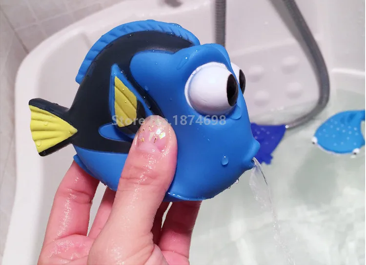 Clownfis & Fish Friends Marlin Fluke Hank Octopus Destiny разбрызгивающая черепаха Брюс Акула брызговик