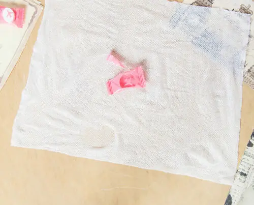 50pcs-Magic-Tissue-Portable-Compressed-Towel-with-All-Kinds-of-Potential-Uses
