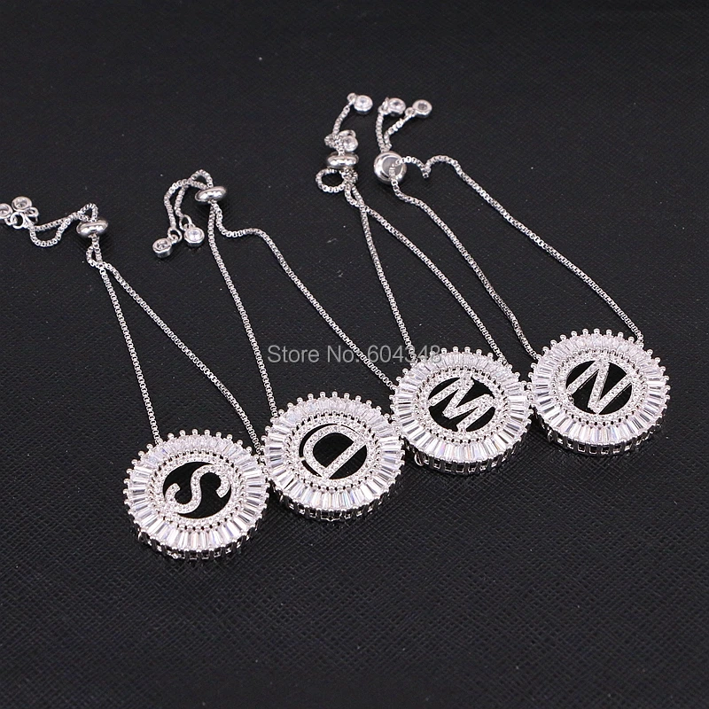 5 шт. ZYZ182-8544 в темноте серебристого цвета Алфавит ювелирные изделия регулируемый проложить настройки CZ Кристалл Письмо браслет для Для женщин