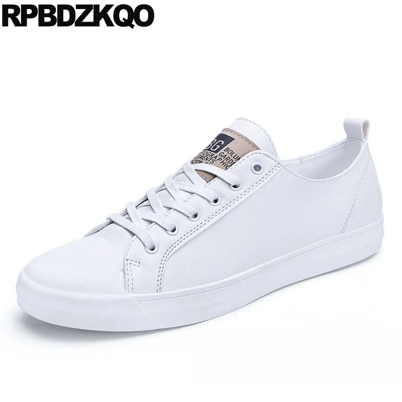 black trainers with white sole mens