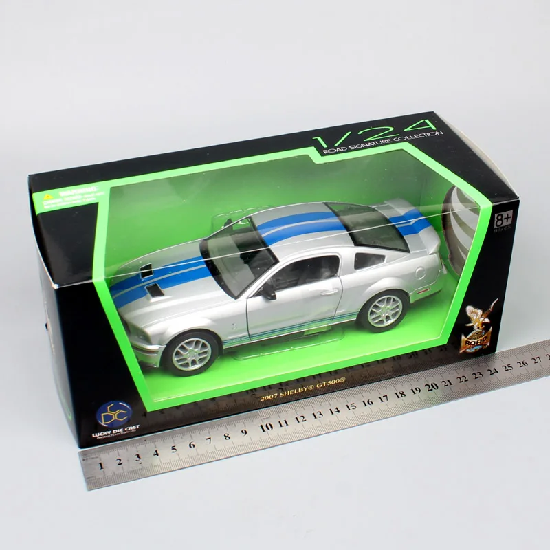 1/24 дорожный знак Ford Mustang Shelby GT 500 мышечные гоночные машины 2007 литые под давлением автомобили Весы Модель Миниатюрная игрушка для детей