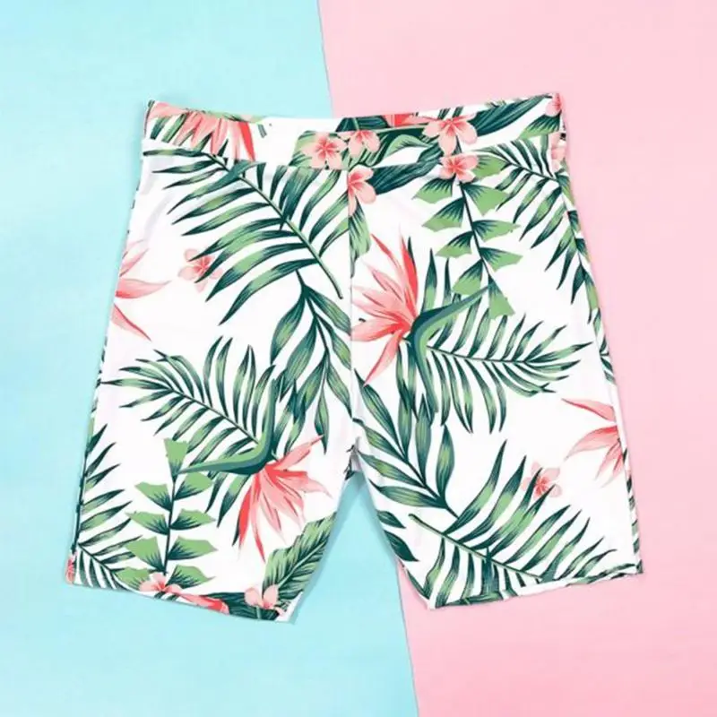 Family Matching Summer Bikini Bohemian Tropical Leaves Floral Printed Swimsuit Mom Dad Girls Boys Shorts Ruffles 4 Sizes Family Matching Summer Bikini Bohemian Tropical Leaves Floral Printed Swimsuit Mom Dad Girls Boys Shorts Ruffles 4 Sizes