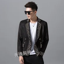 Настоящие мужские роскошные черные полиэстер замша золотая заклепка события/сценическое представление короткий смокинг куртка/сценическое представление/Азия Размер