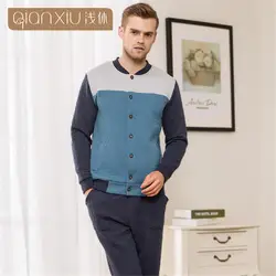 Qianxiu Для мужчин пижамы Мода Цвет соответствие с длинными рукавами Мужская пижама брюки устанавливает зима Теплая Пижама мужской пижамы