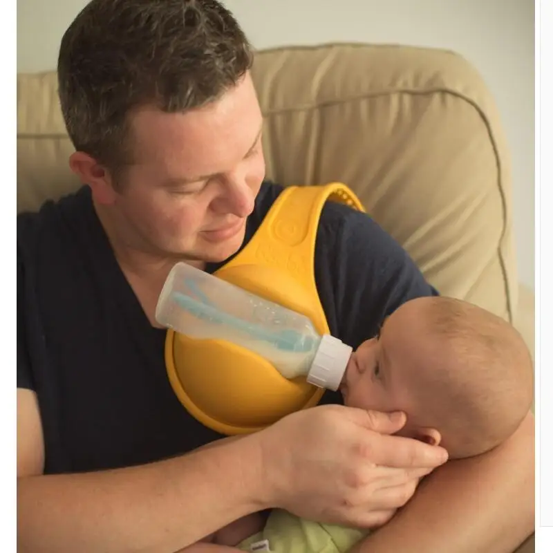 

Free Hand Baby Bottle Holder Toiletry Kits Make up Toiletry Tool