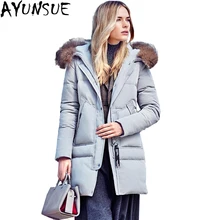 AYUNSUE Лидер продаж Повседневное пальто парки для Для женщин зимняя женская куртка с капюшоном мех енота тонкий пуховое пальто для Laides LX850