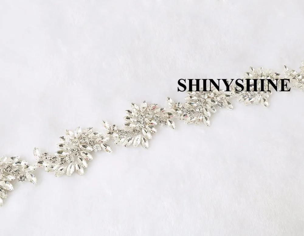 Rhinestone Applique Trim 156