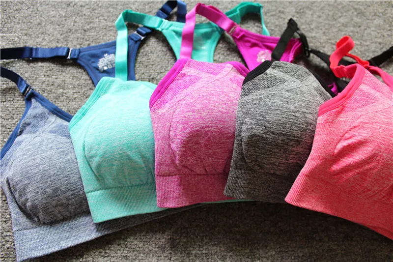 חזיית ספורט מקצועית מנדפת זיעה - קלי קלות - טייץ ובגדי ספורט IMG_4917