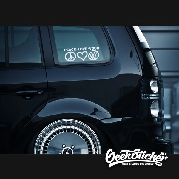 Автомобильные светоотражающие наклейки Peace Love VW черно белые на окна hellafпышного