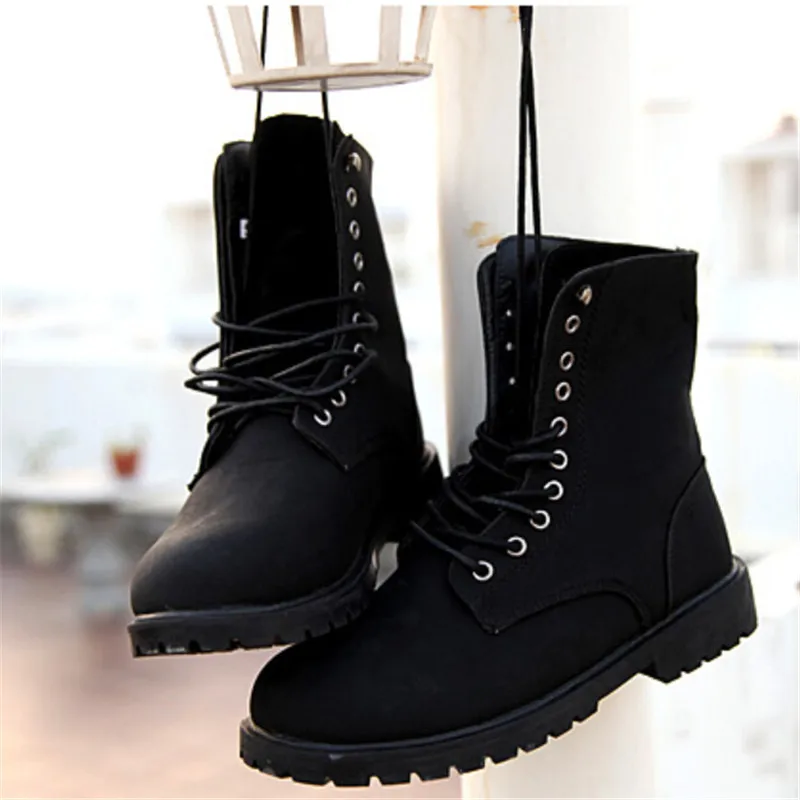 New Brand Designer Men Boots Fashion Lace Up Mid Calf