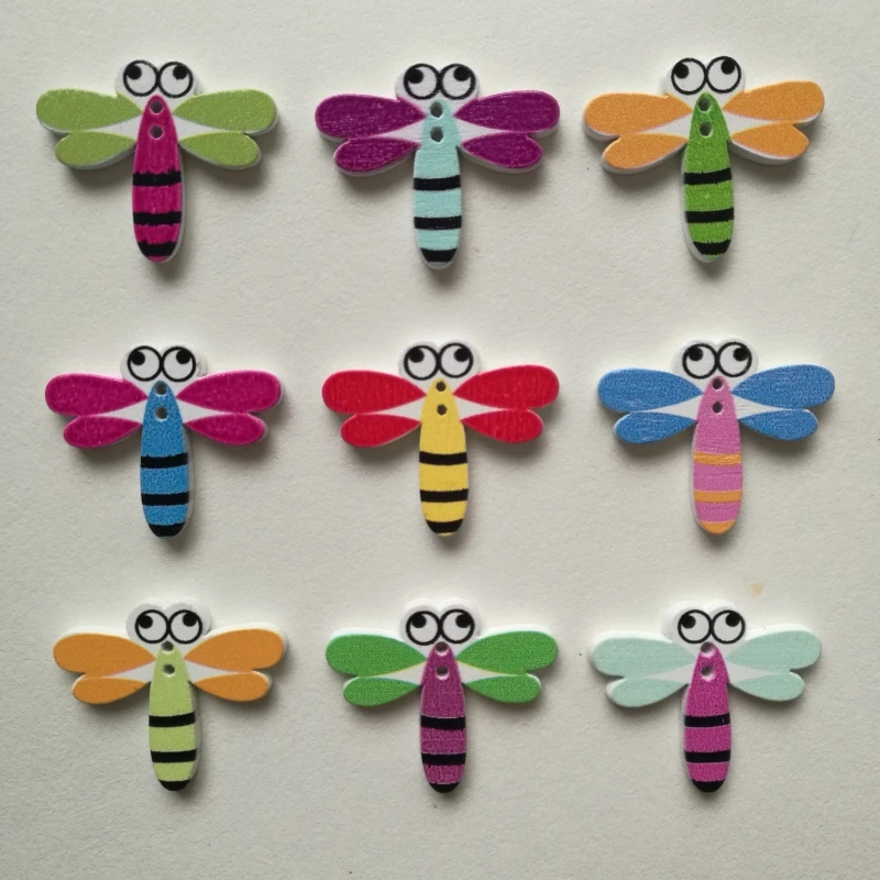 

50Pcs Random Mixed Cute Animals Dragonfly Wood Sewing Buttons Two Holes Pattern Scrapbooking Button Sewing Accessories 20x25mm