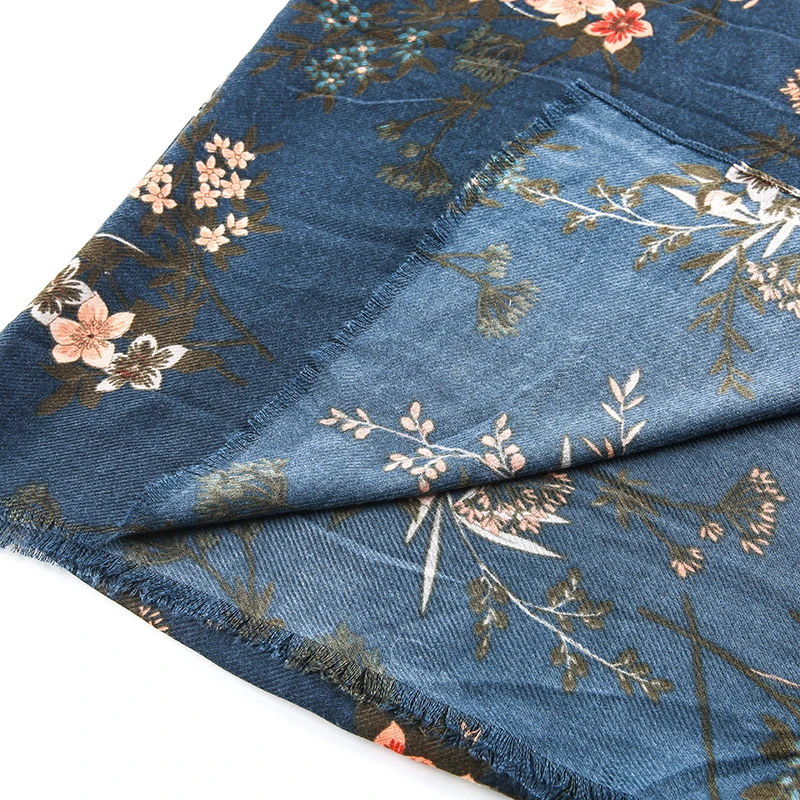 2018 Winter Scarf Cashmere Scarf Women Print Flower Scarf New Designer Wool and Silk Basic Shawls Women's Scarves Face Shield