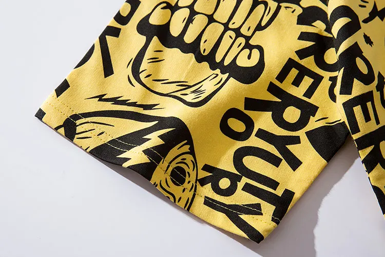 Skull Graffiti Print Tshirts 4
