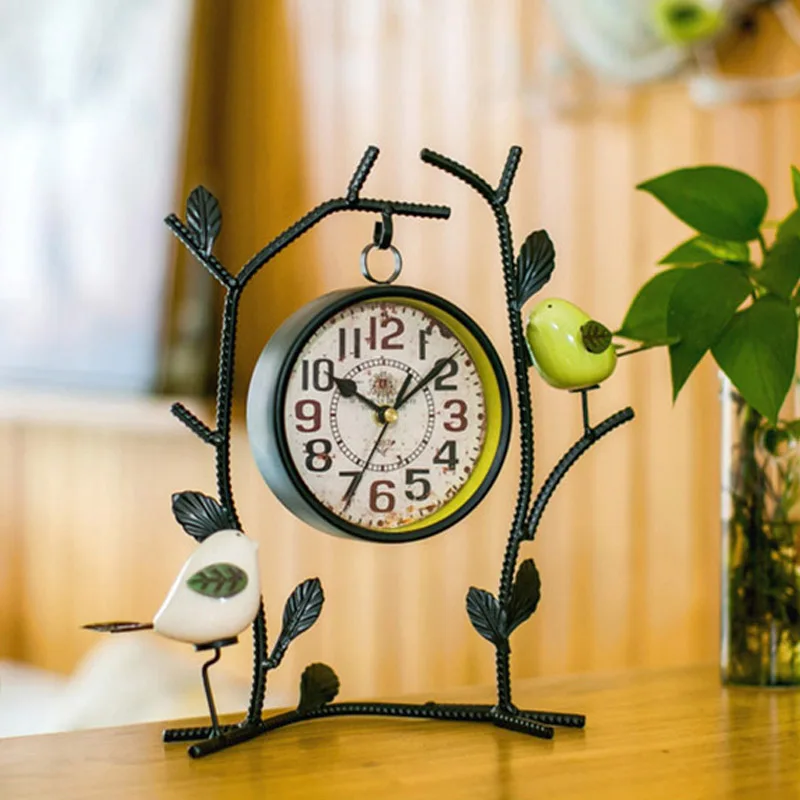 Meijswxj Solid Wood Table Clock Retro Wooden Clock Saat Reloj Masa saati Relogio de mesa Bedroom Digital Desktop Clocks 24*25cm