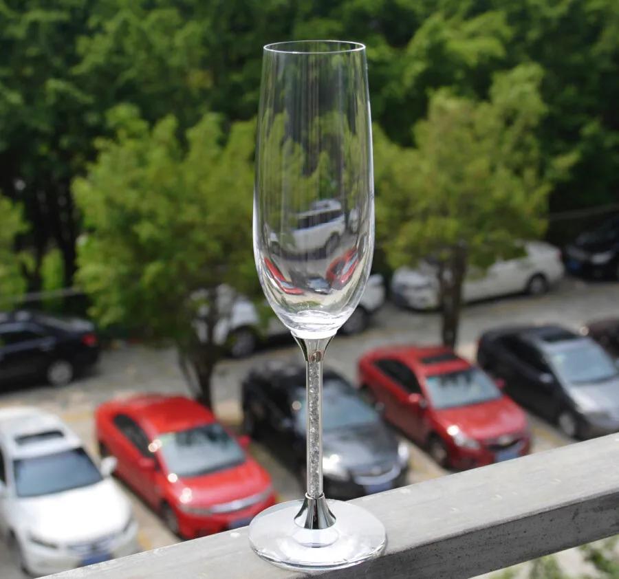 

new arrival customed 2 pieces 250ml/9 oz lead free crystal wedding goblet with real silver foil in the stem