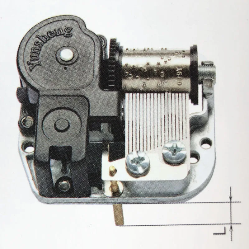 С нижней вертикальной стопкой Музыкальная Коробка механизм настроен