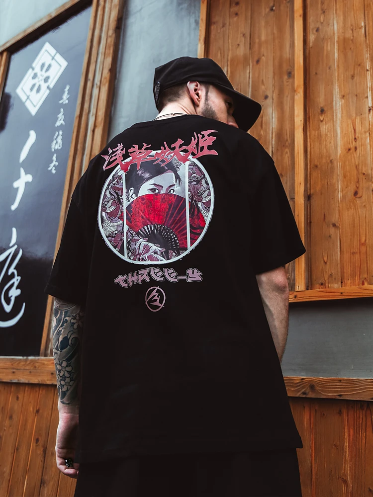 

Dark Icon Harajuku T-shirt Men Women Japanese Ukiyo E Geisha Hip Hop Tshirt 2019 Summer Tee Shirts Hipster Tees Top Short Sleeve