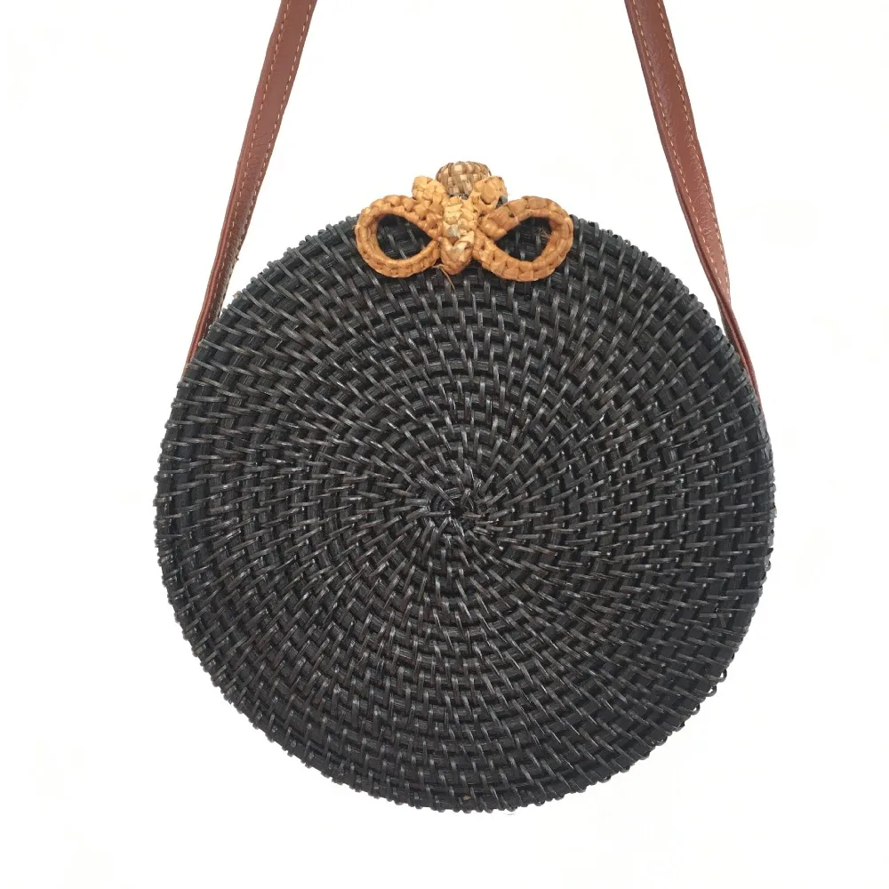 

Rattan women's bag bow black round rattan bag Ins Bohemia popular women's diagonal beach bag 2019 new summer bag style