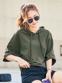 

2020 New Kind of Girls'T-shirt with Short Sleeves, Summer Cotton and Women's Top, Korean Version Hat Guard, Women's Loose Tides