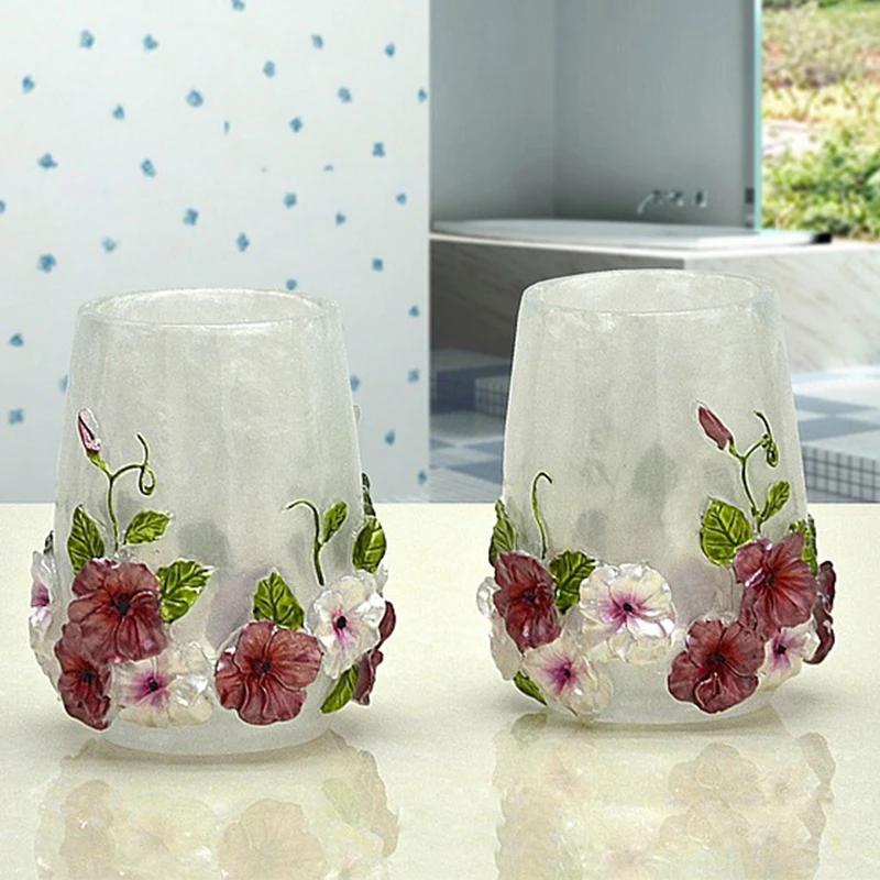 Romantic Flowers 5 Piece /set Bathroom Products Resin Bottle Cups Toothbrush Holder Bathroom Accessories Sets Wedding Supply Romantic Flowers 5 Piece /set Bathroom Products Resin Bottle Cups Toothbrush Holder Bathroom Accessories Sets Wedding Supply
