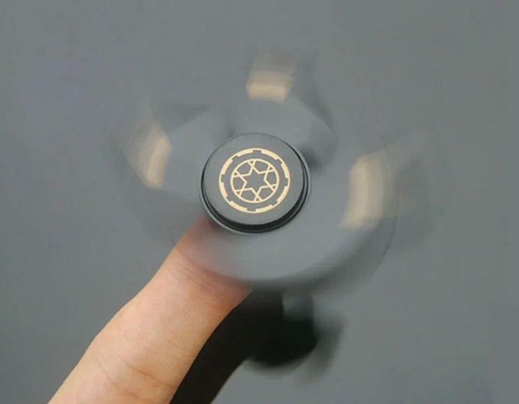 Спиннинг Топ ручной Спиннер для пальцев металлический сплав EDC Tri-Spinner Непоседа DIY эластичные игрушки артефакт Спорт на открытом воздухе