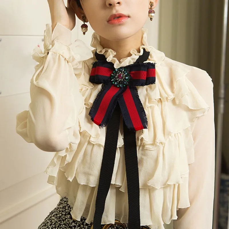 Vente GG Printemps Été Mode Piste Femmes En Mousseline de Soie Blouses À Manches Longues Col montant Arc Volants dame Chemises Blusas feminina