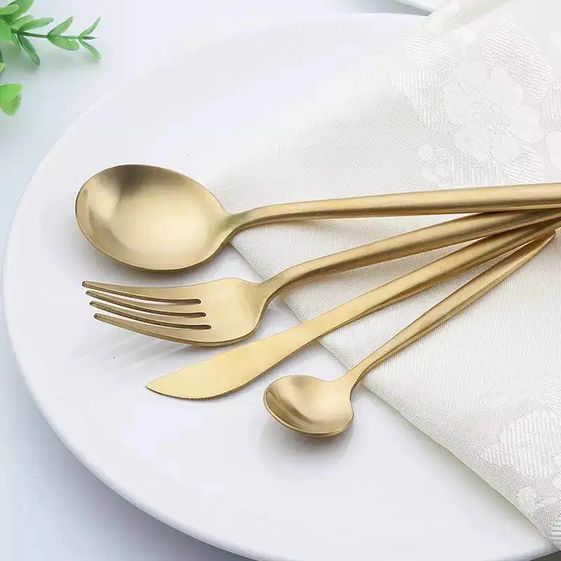 304StainlessSteelDinnerSetCutleryLuxuryKnifeForkSpoonDessertDinnerwareWesternFoodSilverwareKitchenTableware