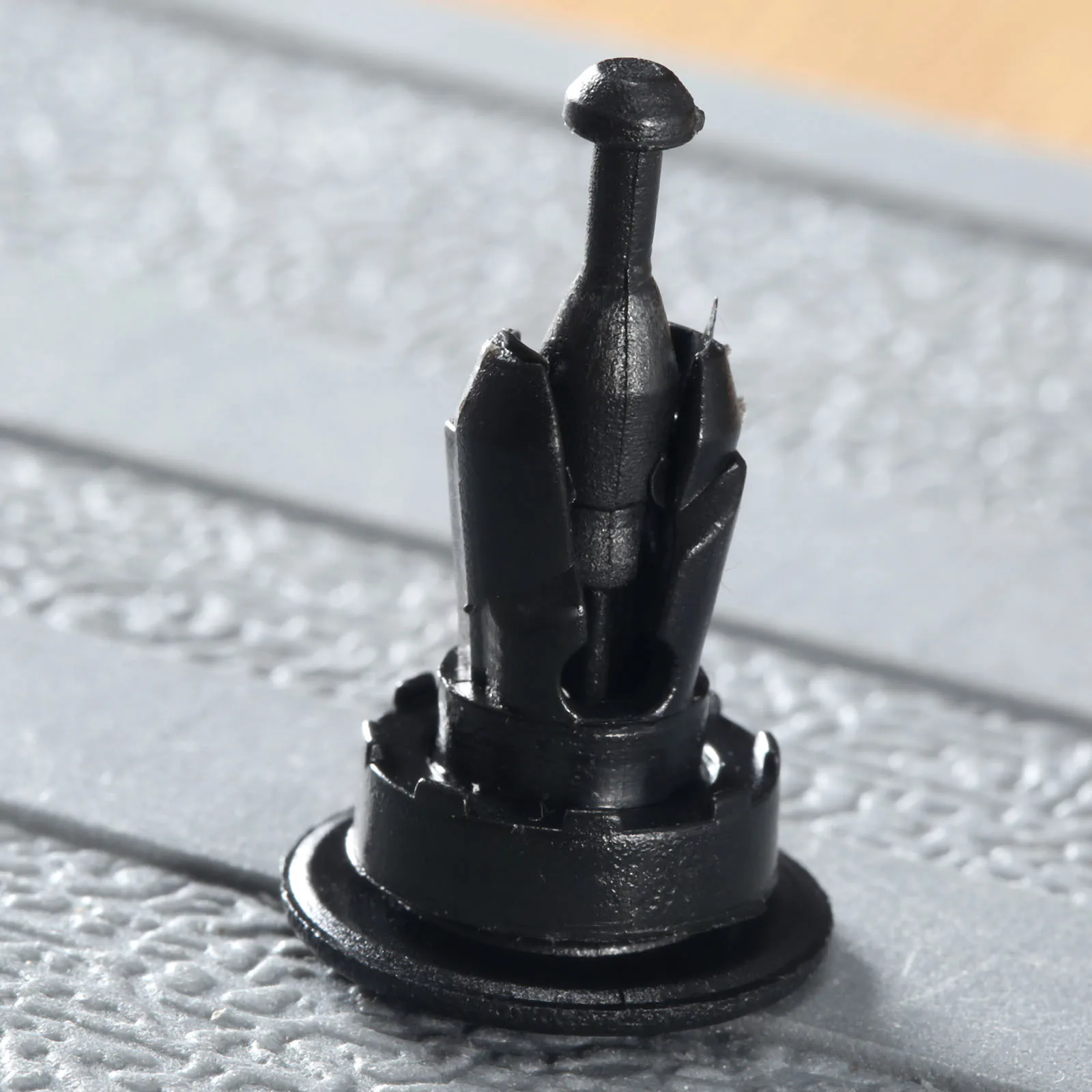 

50Pcs Car Trim Panel Retainer Clips Fasteners 8mm Hole Push-type Plastic Rivets For Honda Auto Door Bumper Fender Clips