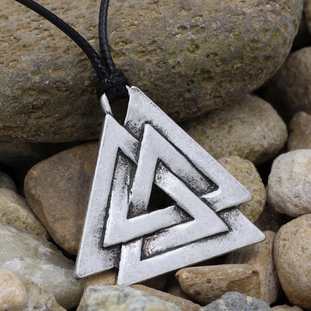 

Valknut Odin 's Symbol of Norse Viking Warriors Men's Pewter Pendant Necklace