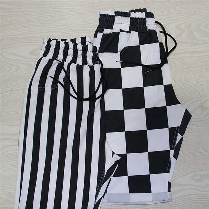 Повседневные Модные мужские Трекинговые клетчатые повседневные спортивные шорты свободные шорты для бега Короткие штаны новые полосатые черные и белые брюки