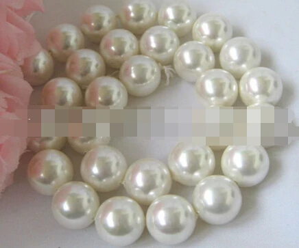 

0388 perfect round white south sea shell pearl necklace
